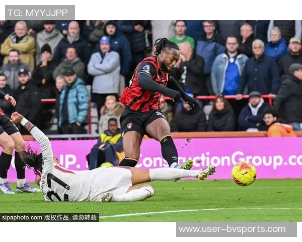 曼城与伯恩茅斯深入洽谈塞梅尼奥转会事宜进展顺利 曼城与伯恩茅斯深入洽谈塞梅尼奥转会事宜进展顺利