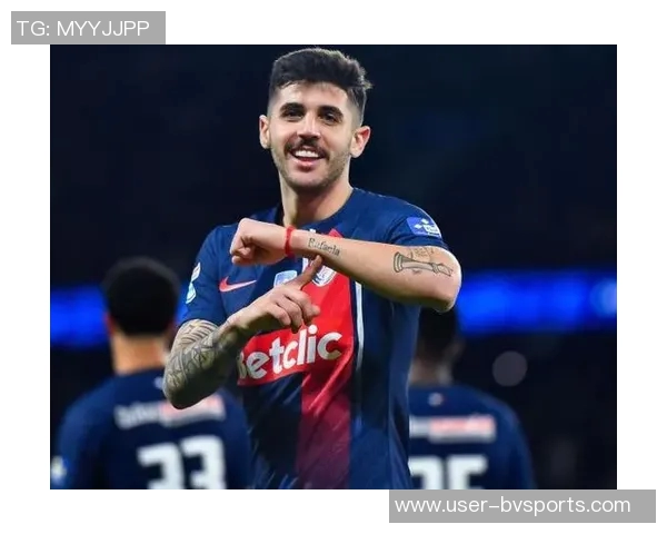 费内巴切对22岁中卫贝拉尔多表现出浓厚兴趣与巴黎展开初步谈判 费内巴切对22岁中卫贝拉尔多表现出浓厚兴趣与巴黎展开初步谈判