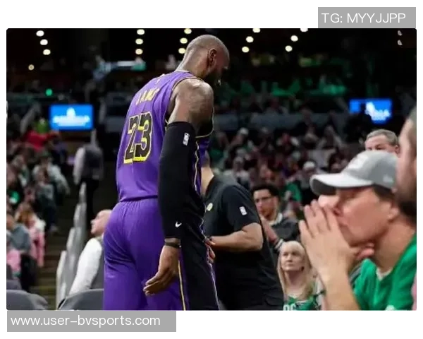 专家分析詹姆斯伤势恢复期为三到四周表明情况并不严重